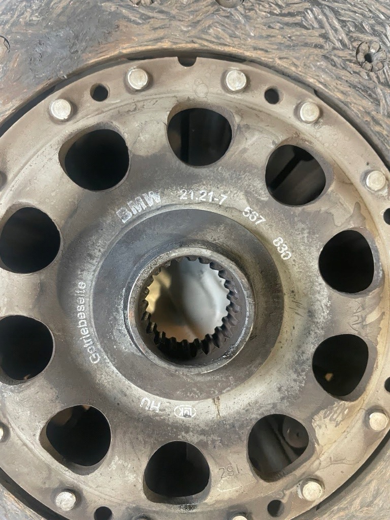 Ambreiaj BMW dubla masa 21217567830 21217563287 Product image