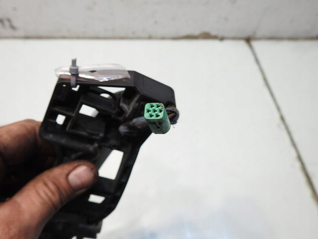 MÂNER UȘĂ FAȚĂ DREAPTA G6 FORD MONDEO MK4 IV LIFT 6G9T-14A631-CE Product image