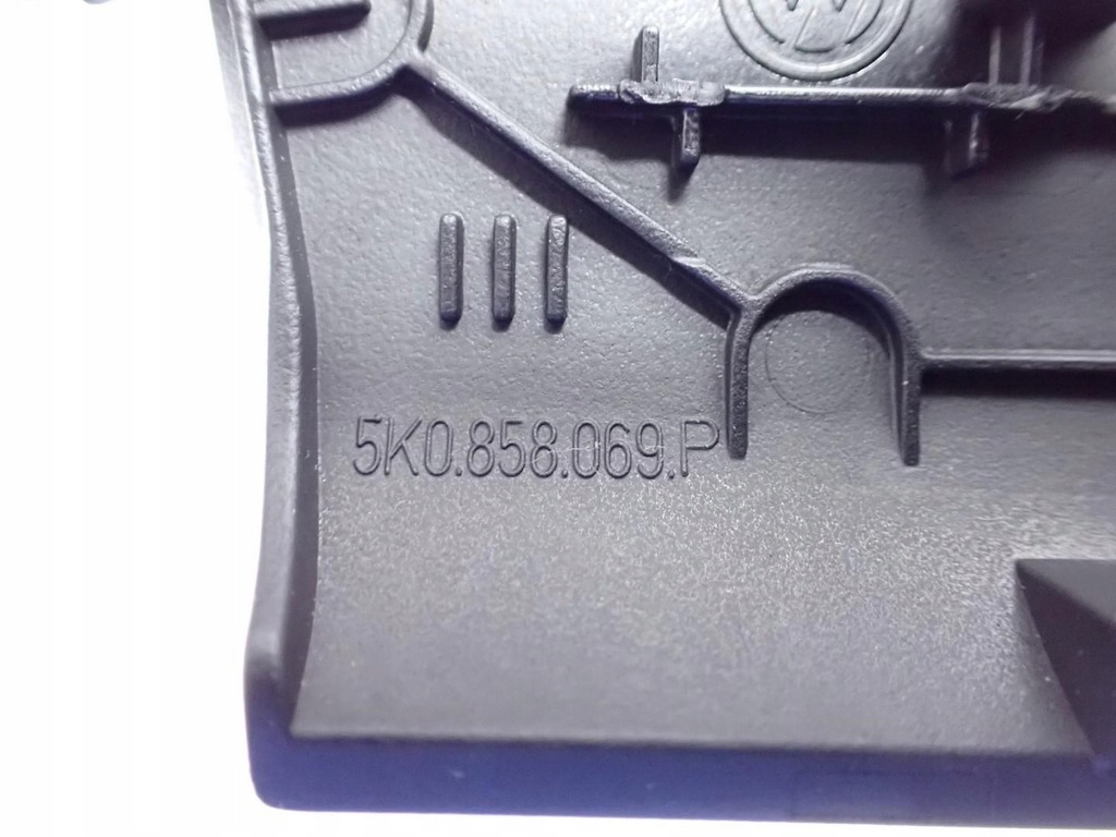 PANOU CADRU CONSOLA DE AER EUROPA 5K0858069P VW GOLF VI 13R Product image