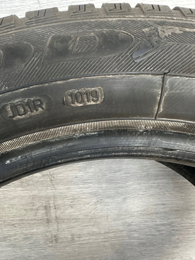 195/60R16 GOODYEAR VECTOR 4SEAZONE 5.68mm Product image