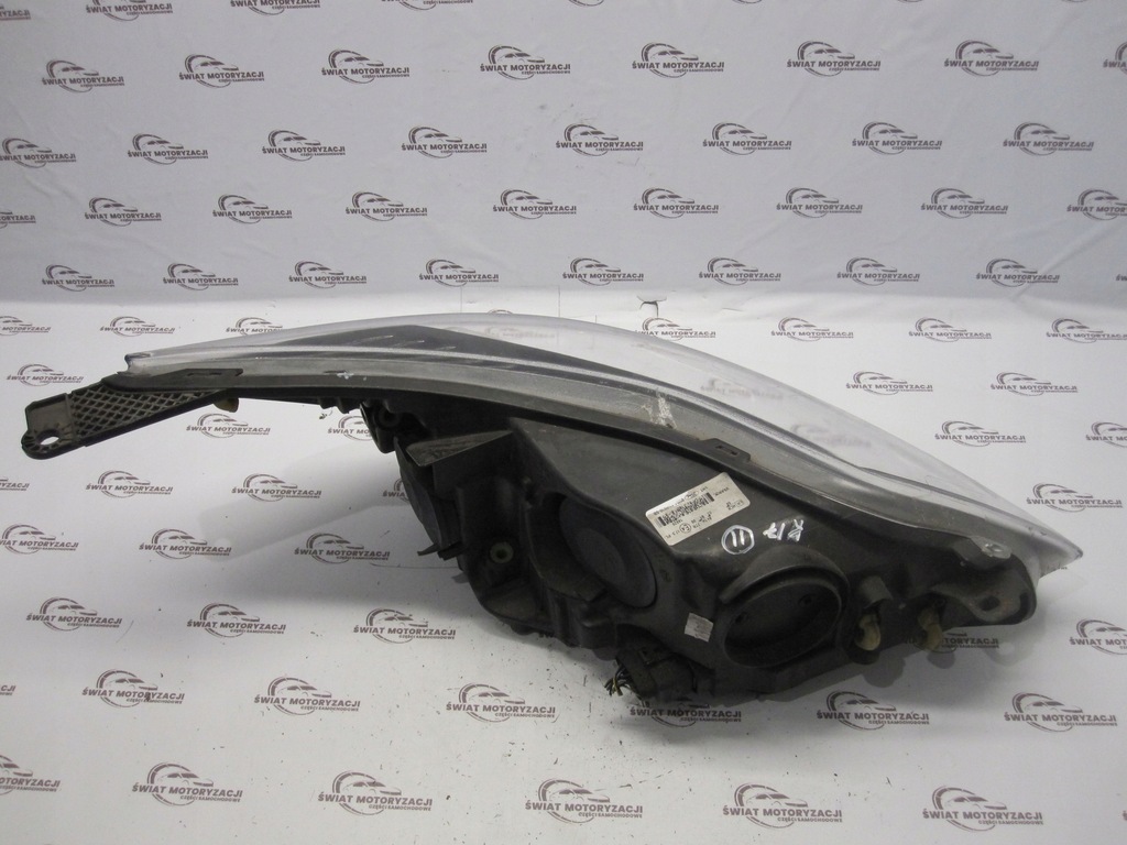 Ford Focus MK3 III 12R Lampa frontală stânga BM51-13W030-SB Engleză Product image