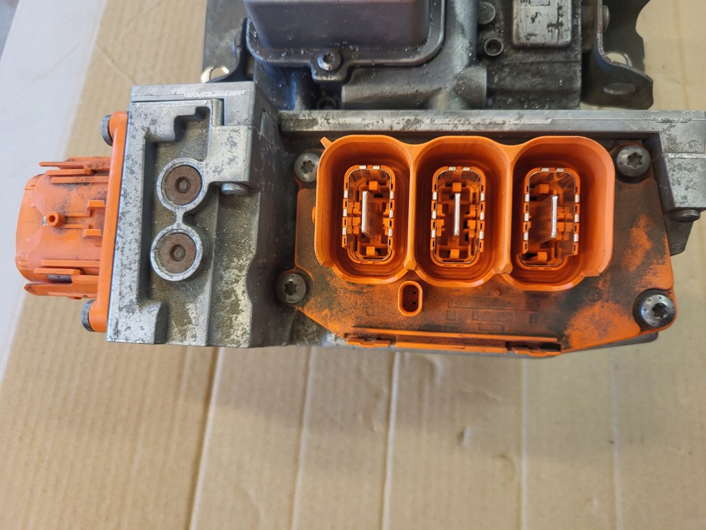 INVERTER CONVERTOR DE TENSIUNE RENAULT ZOE 5AM450 Product image