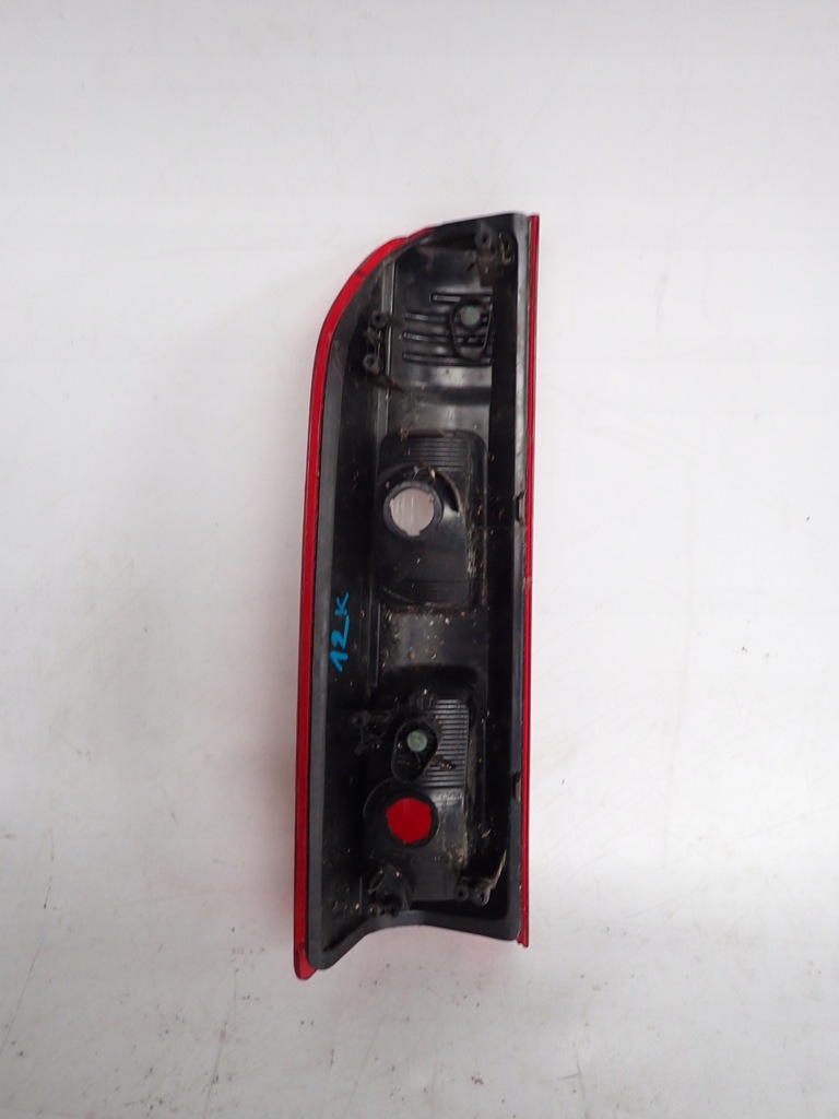 TRAFIC III VIVARO B TALENTO 14- LAMPĂ SPATE DREAPTA 93867969 Product image