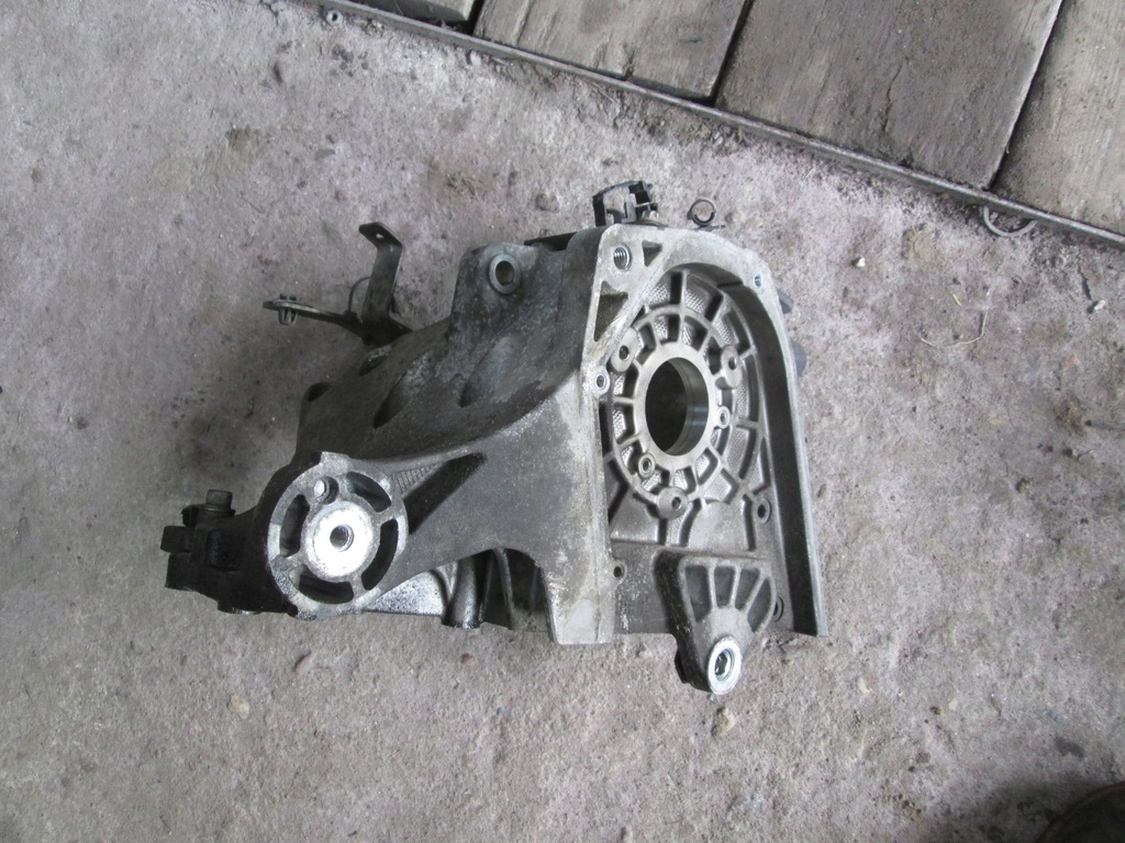 SUPORT POMPA INJECTIE ASTRA H 1.9 CDTI Product image