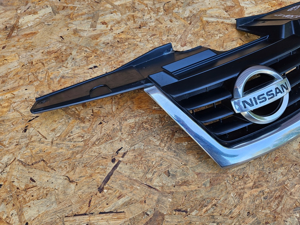 Nissan Juke și F15 10-14R Manechin Grill Grom Stamp Product image