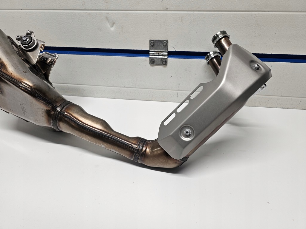 Yamaha MT 07 21-23 21+ capac toba colector de evacuare complet Product image