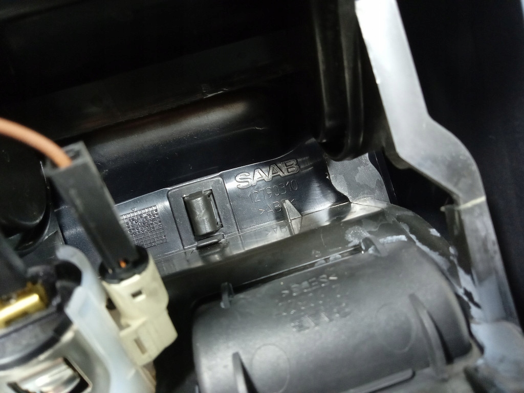SAAB 9-3 II COTIERA CENTRAL TUNEL 12790310 Product image
