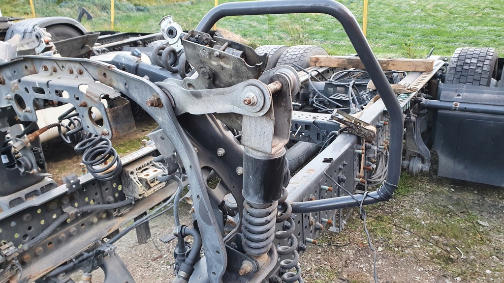 Suspensie fasciculă Cabine cabină Spate complet al Actros MP 4 Product image