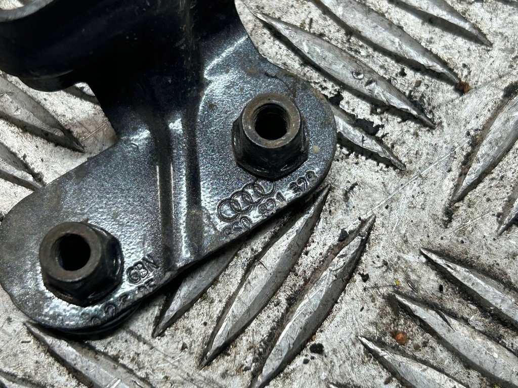 Fender de mâner montat pe dreapta Audi TT TTS 8S 14-23 LZ7S 8S0821328 Product image