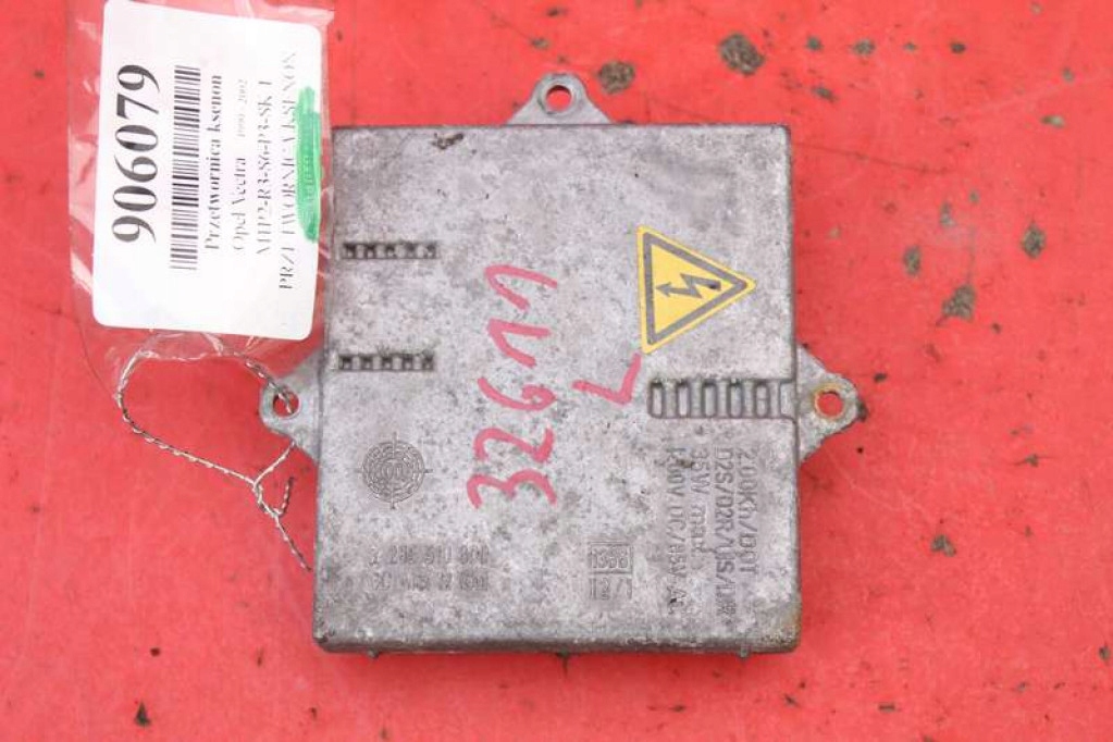 CONVERTOR XENON STÂNGA 2285510600 OPEL VECTRA B 99-02 Product image