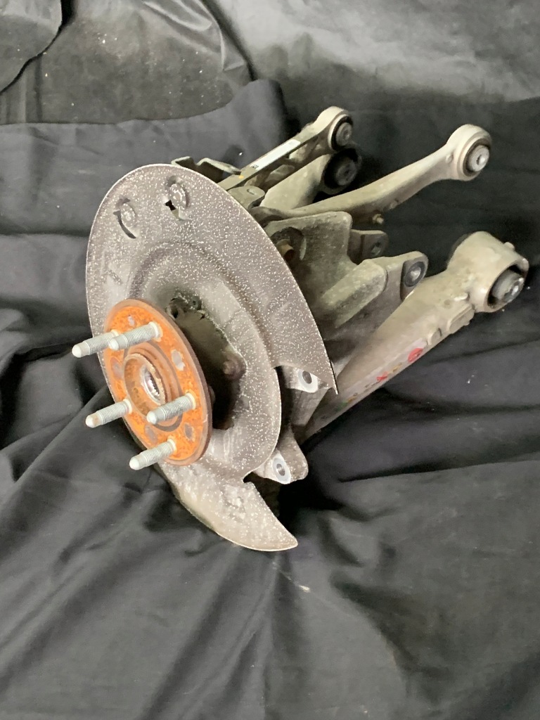 Suspensie spate Tesla X RAVEN 2020 LH 1027411-00-D Product image