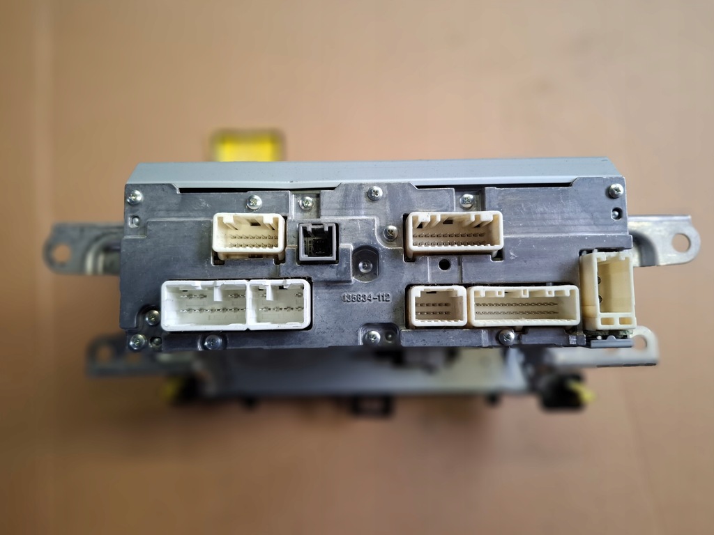 RADIO CD NAVIGATIE TOYOTA YARIS III 2011-2014 86140-0D020 Product image