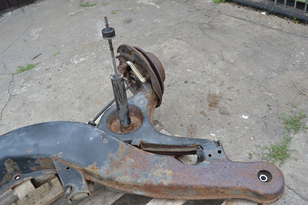 Mercedes W126 Carucior spate suspensie spate Product image