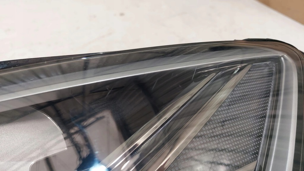 LAMPA FATA AUDI A6 4G STANGA LED MATRIX 4G0941035 Product image