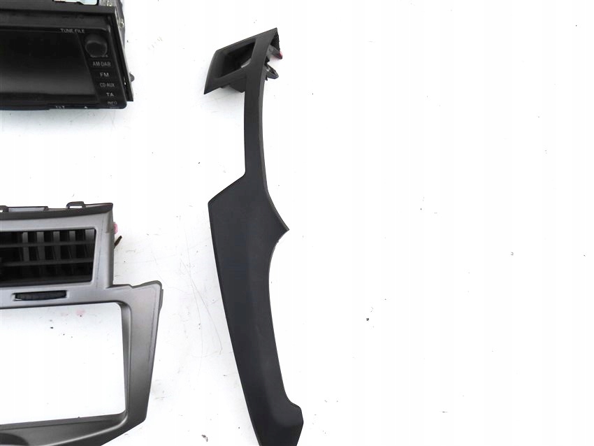 HOVERE RADIO NAVIGARE CADRU TOYOTA YARIS II 2009-2011 AN Product image