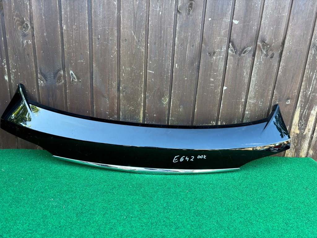 MASERATI LEVANTE SPOILER BLEND STRIP 670042733 E642DOK Product image