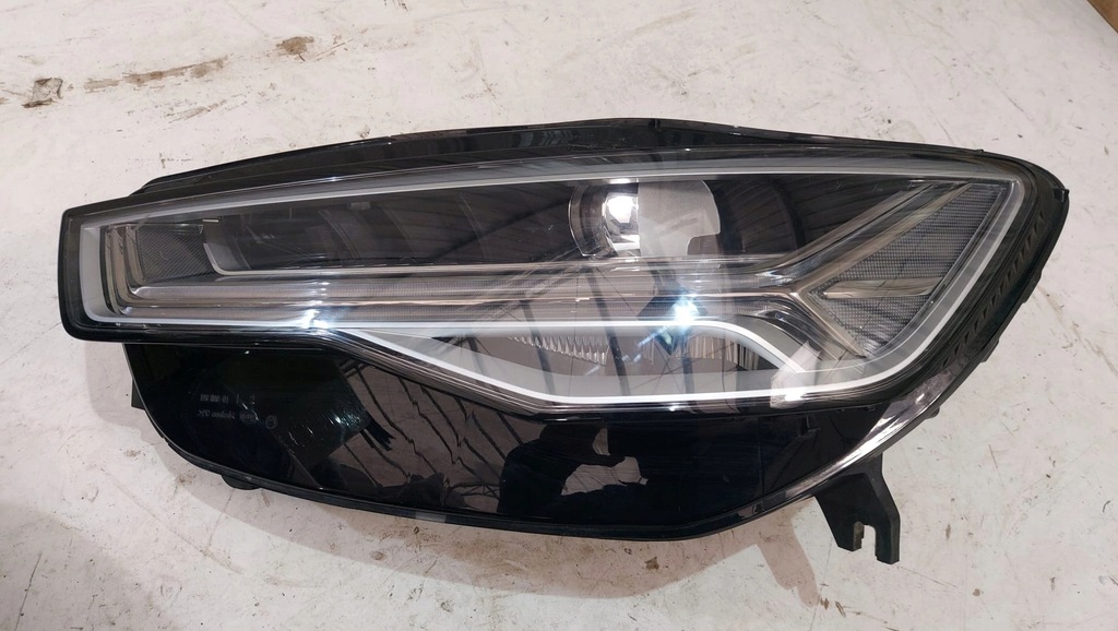 LAMPA FATA AUDI A6 4G STANGA LED MATRIX 4G0941035 Product image