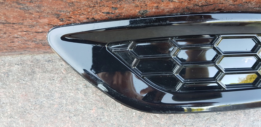 FORD MONDEO MK5 ST LINE CAPAC BARĂ SPATE L R Product image