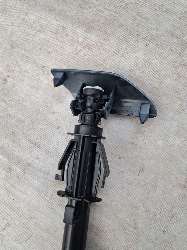 Sprayer Spray Stânga Golf 7 2012-2016 5G0955965 5G0955109 Product image