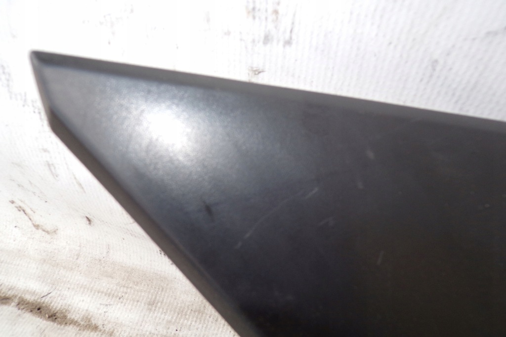 UMPLUERE CARENAJ 47211-28K SUZUKI DL 650 V-STROM Product image