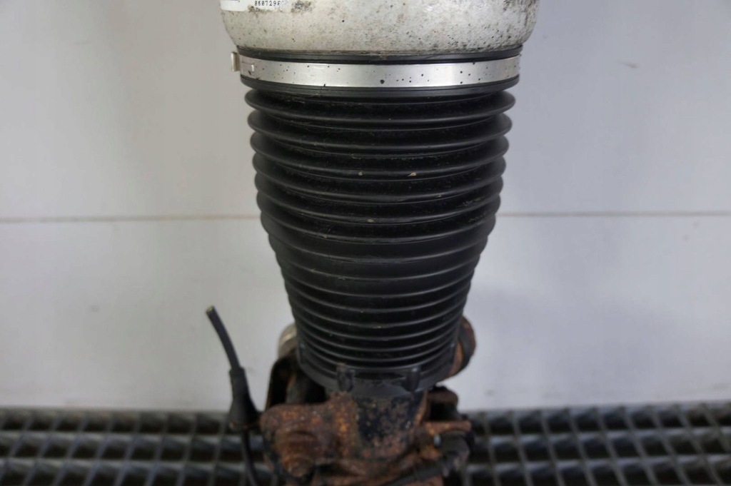 Stânga față Audi Q7 4L 3.0 TDI Absorber Product image