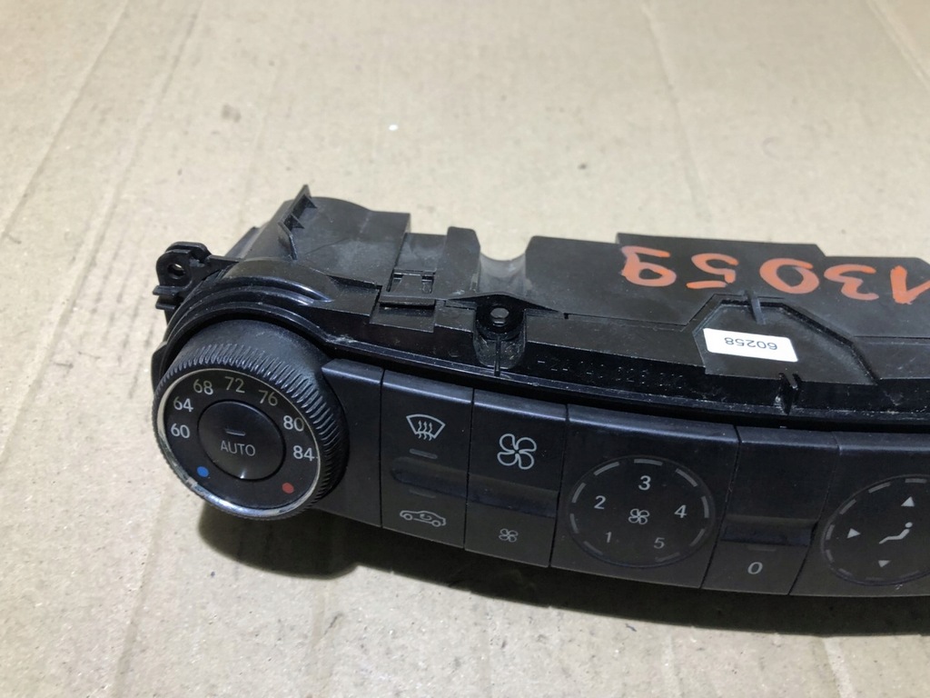 PANOU AER CONDITIONAT MERCEDES CLASA E W211 Product image