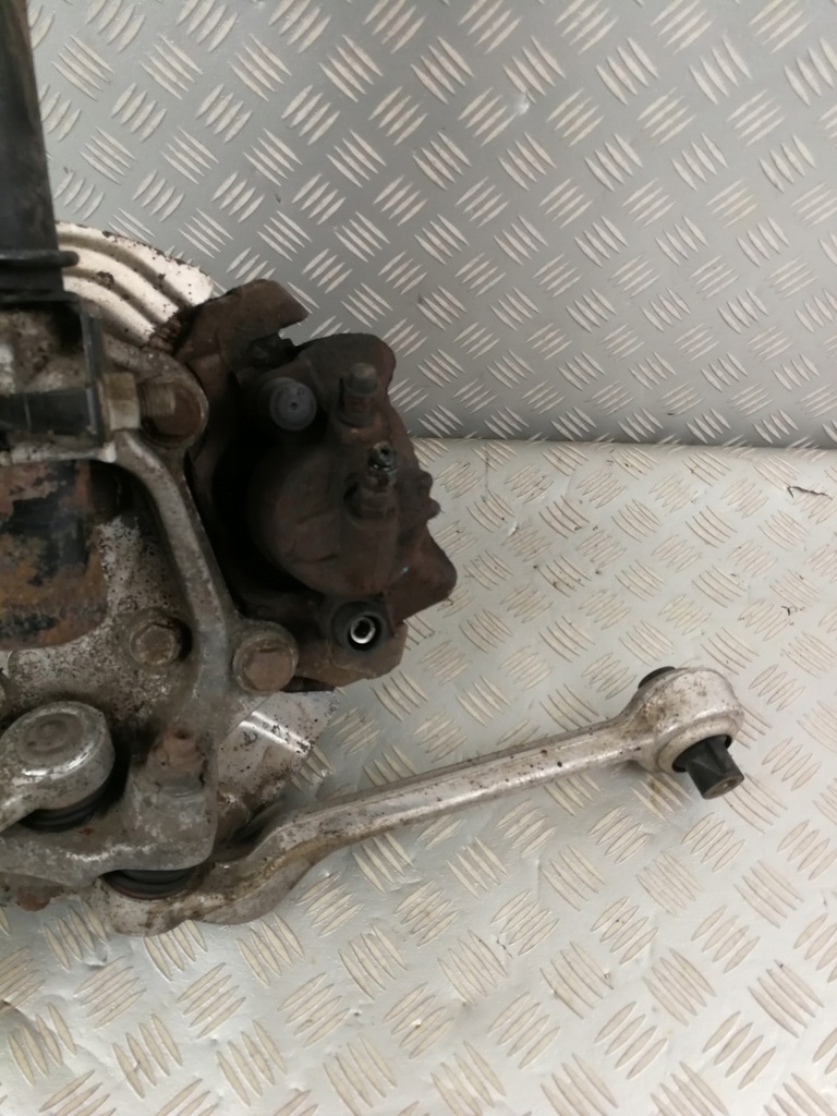 6764444 mcperson clemă articulație braț triunghi față dreapta BMW E90 E91 LCI Product image