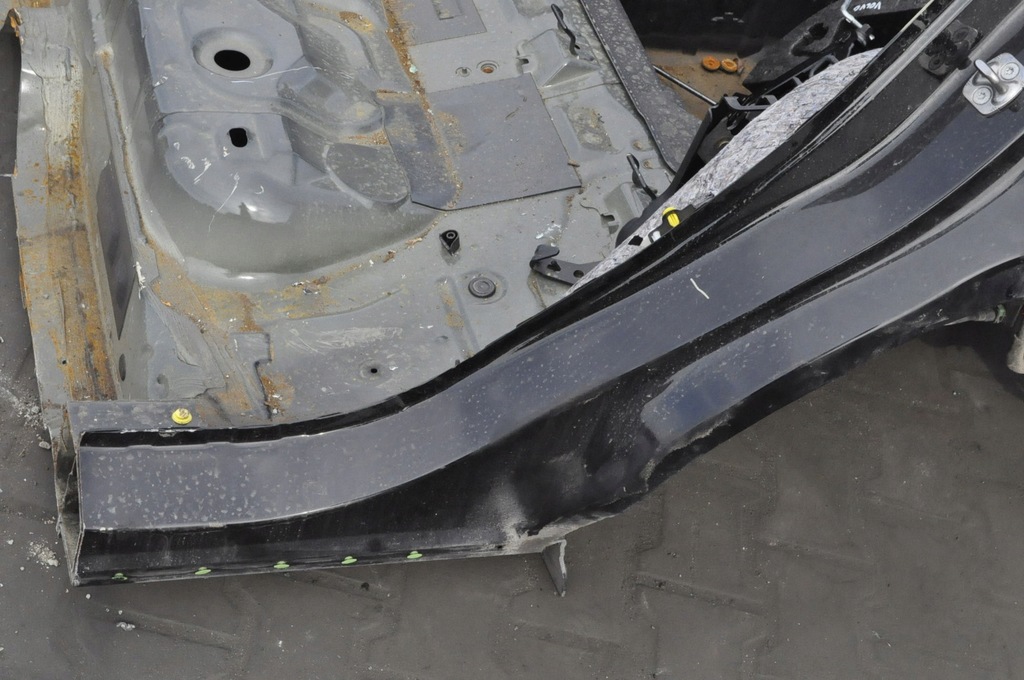 FORD PUMA II MK2 CUREA SPATE ÎNTREGĂ SPATE CU BAIE CUREA STÂNGA DREAPTA Product image