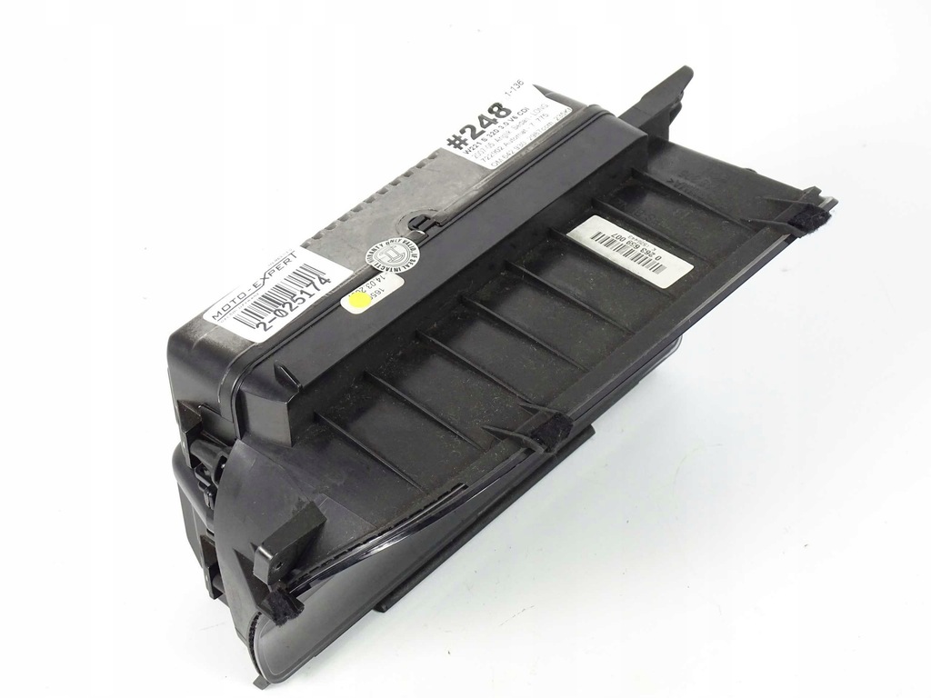 Mercedes S W221 MONITOR ECRAN LCD DISPLAY UK Product image