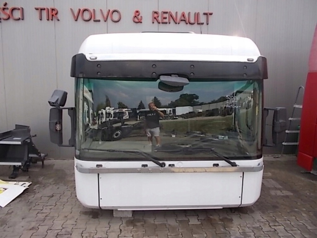 RENAULT MAGNUM 520 480 DXI VEGA SET CABINA SUFRIG Product image