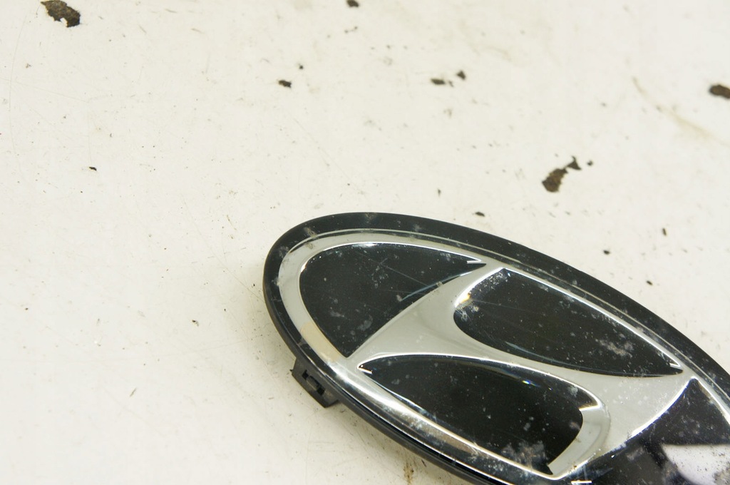RU110 Hyundai I20 III ^ Logo emblemă capota față 86383Q0000 Product image