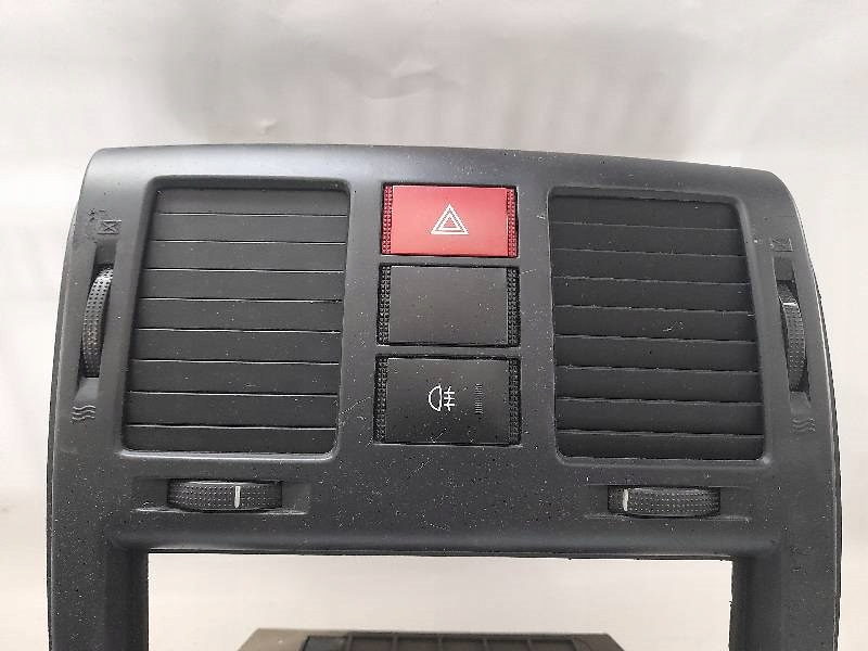 PANOU CAPAC CENTRAL 84740-10050 HYUNDAI GETZ Product image