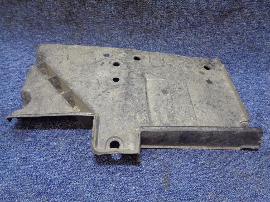 CAPAC ȘASIU 77711-55L00 SUZUKI SX4 FIAT SEDICI LIFT 10-14 ani. SPATE STÂNGA Product image