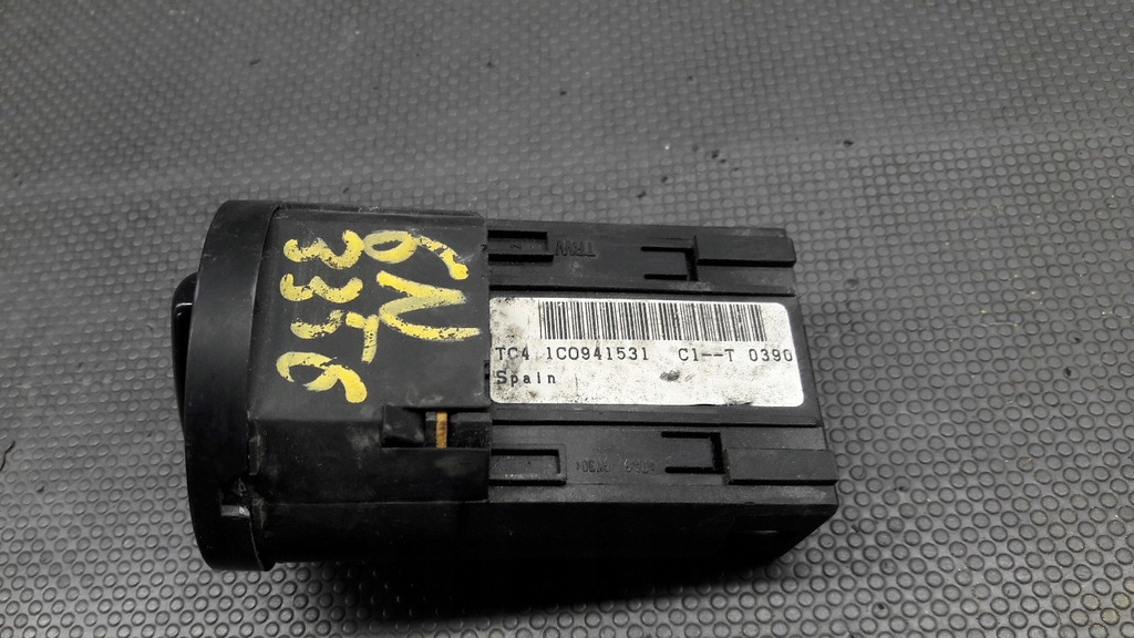 1C0941531 Comutator lumini VW Golf IV Product image