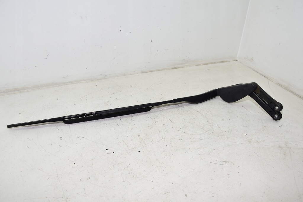 BMW E38 BRAT STERGATOR DREAPTA 8352020 Product image