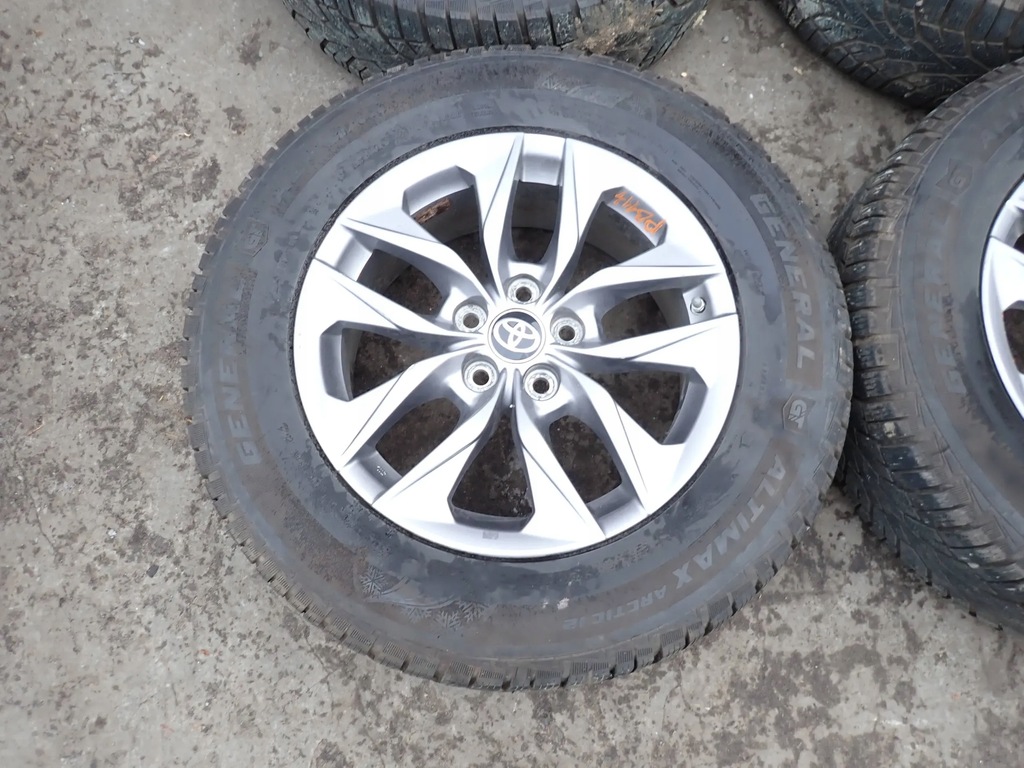 Jante aliaj 17 cu cauciucuri 235/65 R17 108T M+S Toyota Sienna 2021 Product image