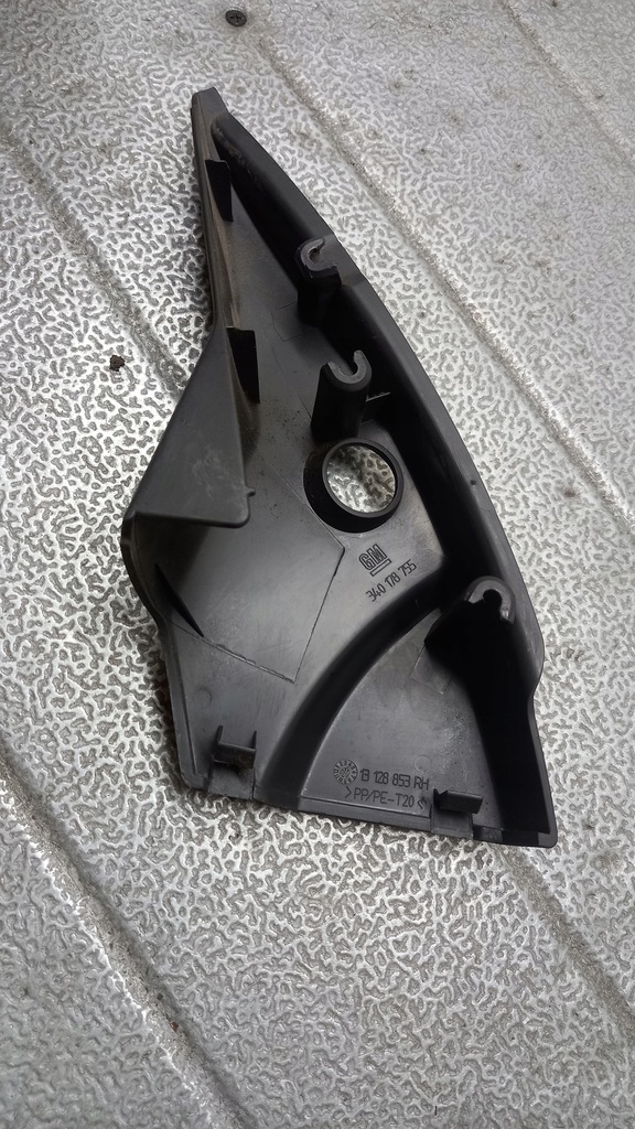 CAPAC OGLIGLIA DREAPTA OPEL MERIVA A 13128853 Product image