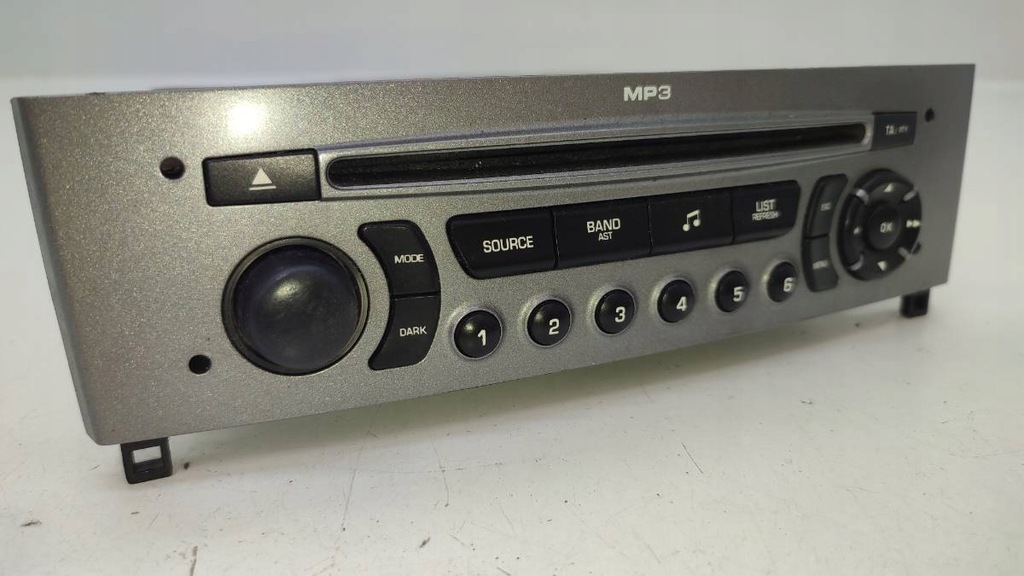 RADIO CD PLAYER 96660458 PEUGEOT 308 I HDI Product image