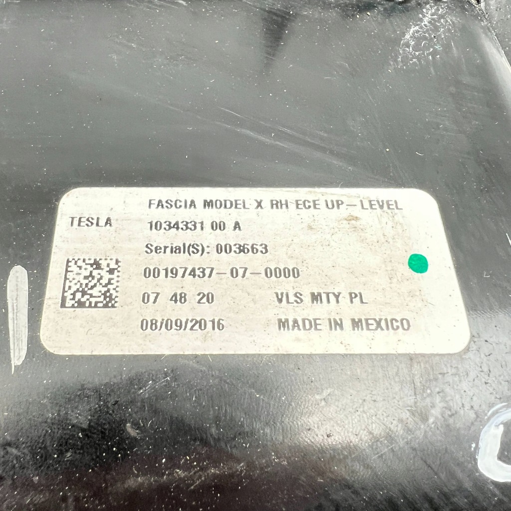 Tesla Model X HALOGEN LED DRL DREAPTA 103433100A Product image