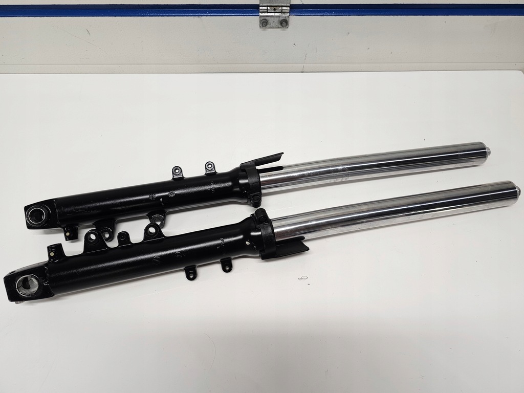 Triumph Speed ​​​​Four 600 are suspensie laggy Product image