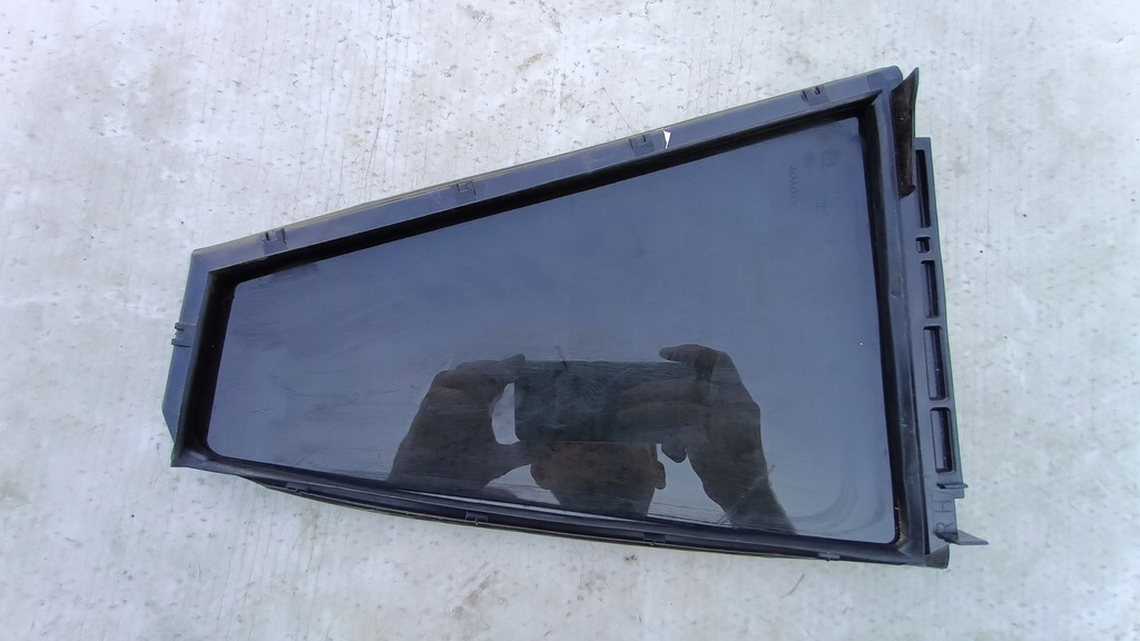 GEAM UȘĂ SPATE DREAPTA TOYOTA VERSO 2009-2013 AN Product image