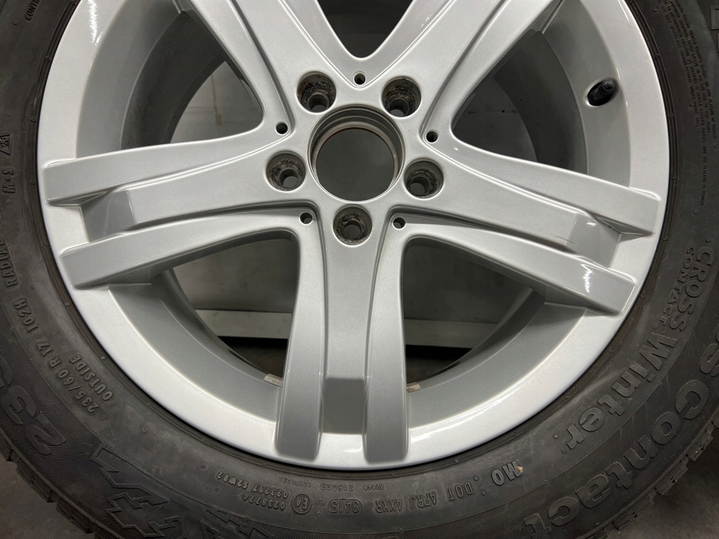 MERCEDES GLK GLC ML ROȚI JANTE 17'' ANVELOPE IARNĂ 235/60/17R A2044015502 Product image