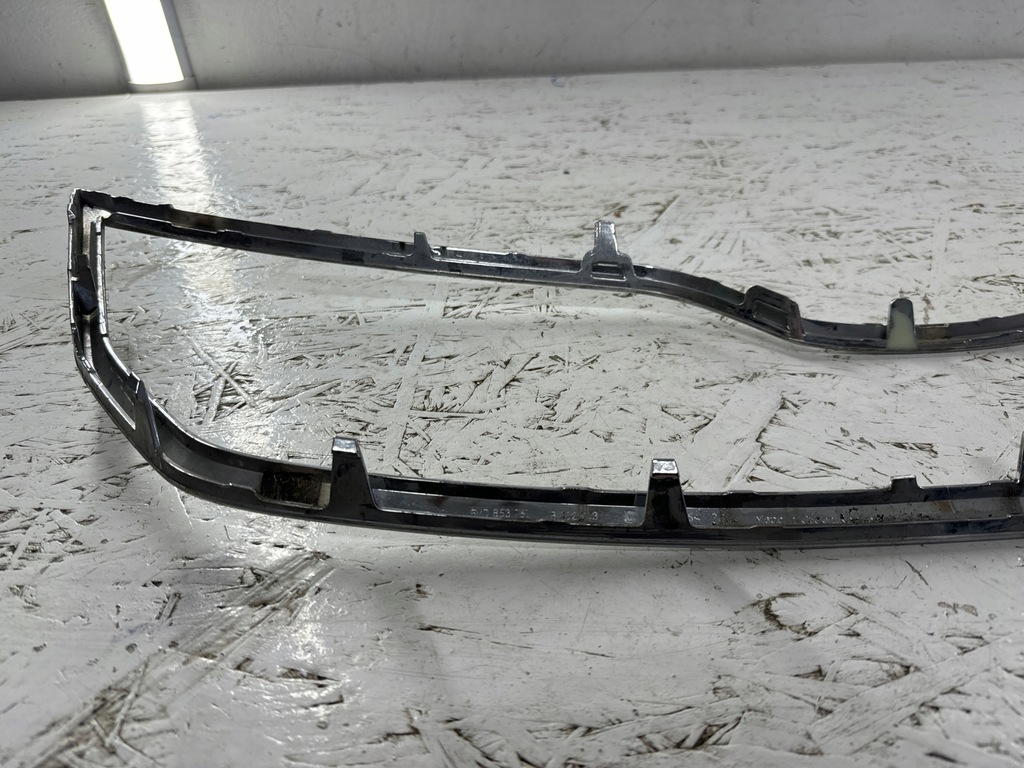 SKODA OCTAVIA III 2013-2017 CADRU GRIL CROMAT CROM 5v0853761 Product image