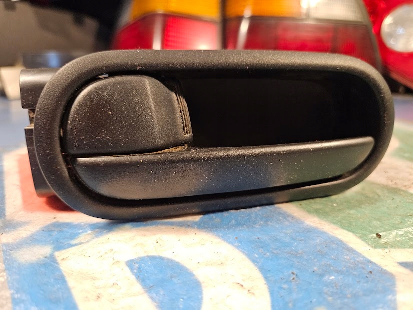 mâner interior ușă stânga spate MAZDA 2 II Product image