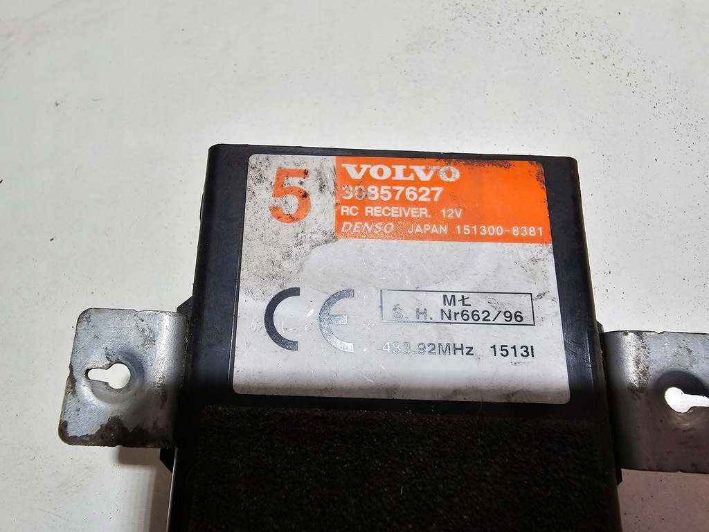 CONTROLLER DE BLOCARE CENTRALĂ ALARMA VOLVO V40 30857627 original Product image