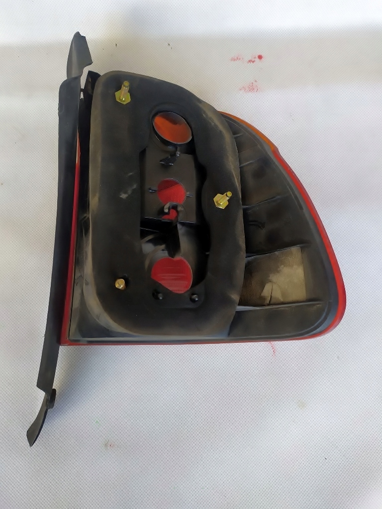BMW 5 E39 KOMBI 1996- Lampa spate, STÂNGA Product image