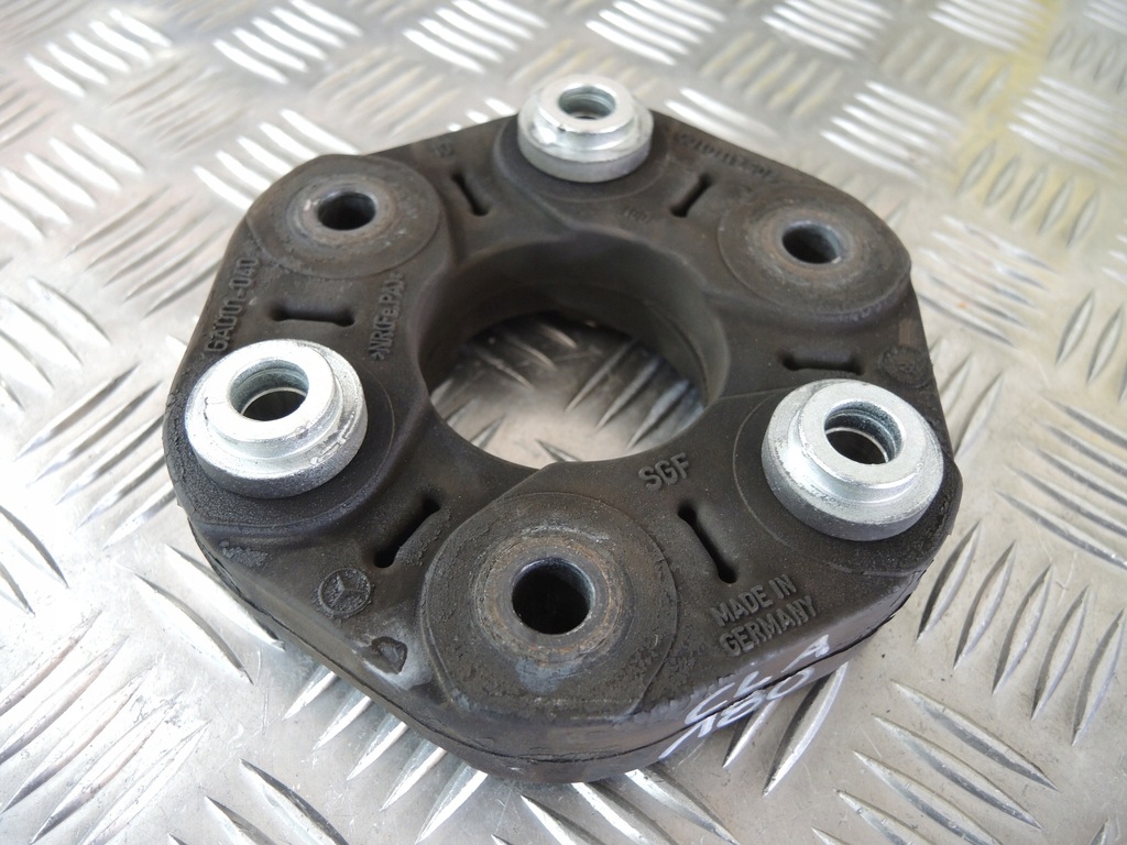 MERCEDES CLA CONECTOR ARBORE AMORTIZATOR DE VIBRAȚII 2054110100 Product image