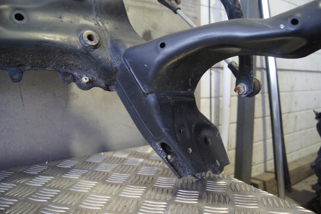 SANDIE BMW F46 F48 F40 FATA 6872729 Product image