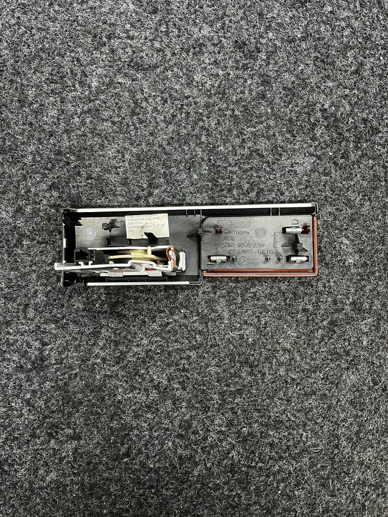Decorul stâng stânga VW Touareg și 7L 7L6857189J Product image