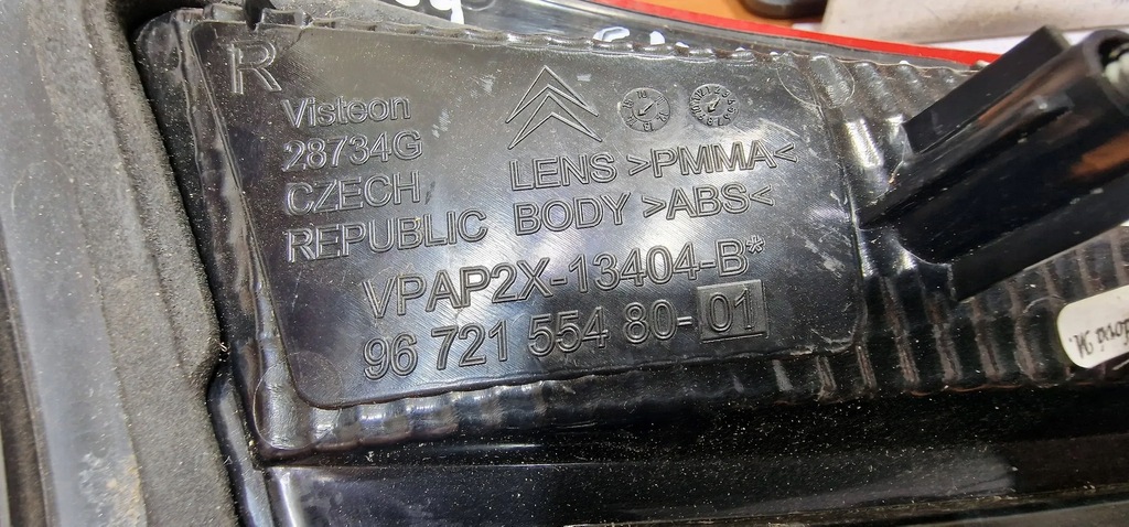 lampa trapa spate stanga Citroen C4 II 10r original fara deteriorare Product image
